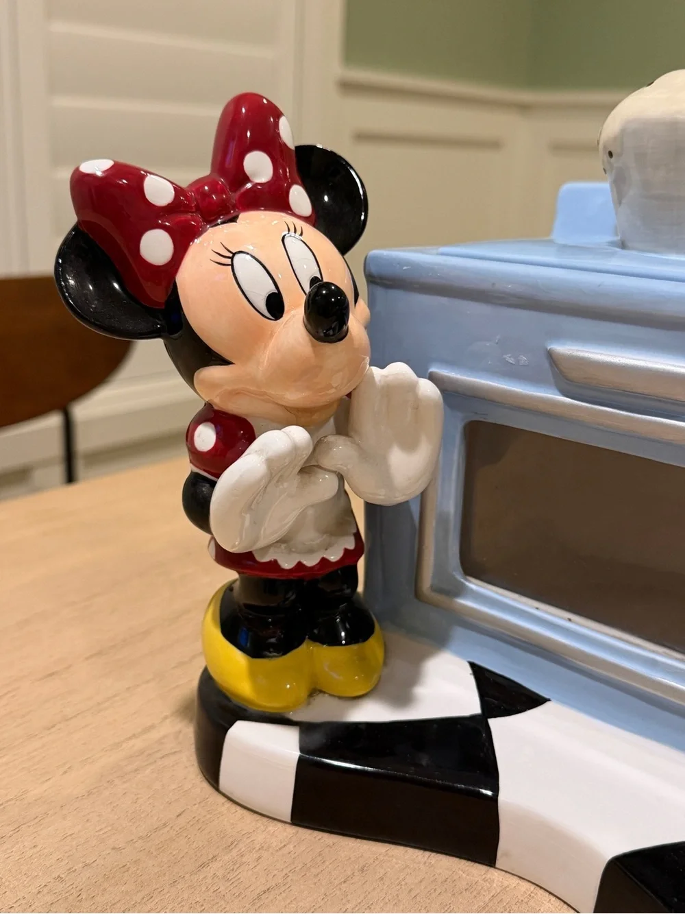 RARE Disney Cookie Jar with Mickey, Minnie, and Pluto from 2006 - Good Condition
